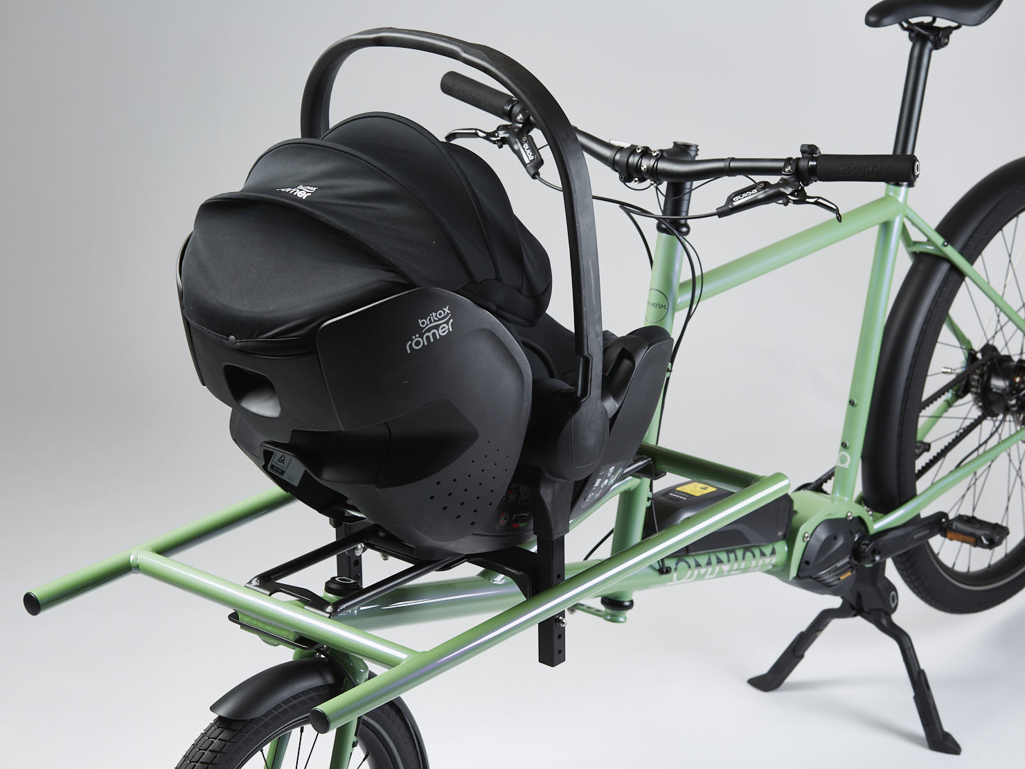 Omnium Cargo Seat Omnium Baby Carrier Mount